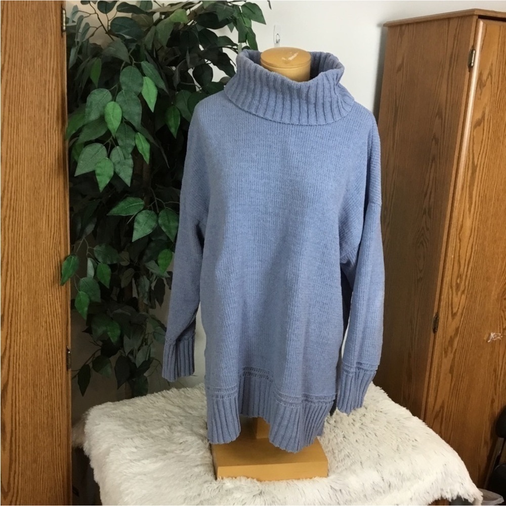 Ultra Flirt 2X blue long sleeve cowel neck sweater medium weight